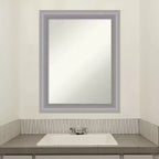 Miroir de salle de bain étroit en nickel poli 23" x 29", sans biseau