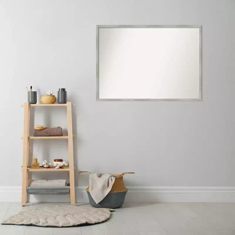 Miroir mural de salle de bain blanc étroit en bois, 39" x 28", sans biseau