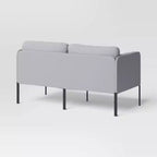 Causeuse grise rembourrée, canapé compact à 2 places pour salon ou chambre à coucher