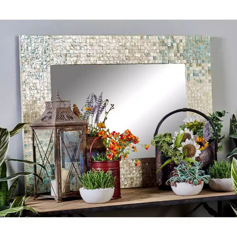Miroir mural mosaïque fait main en nacre – Coins bleus, crème