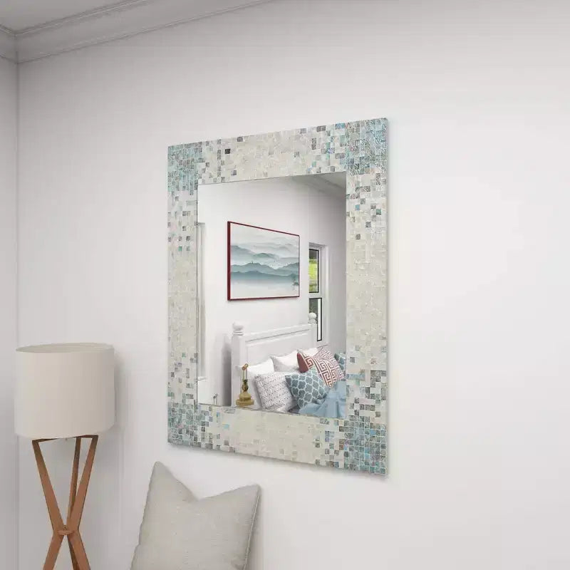 Miroir mural mosaïque fait main en nacre – Coins bleus, crème